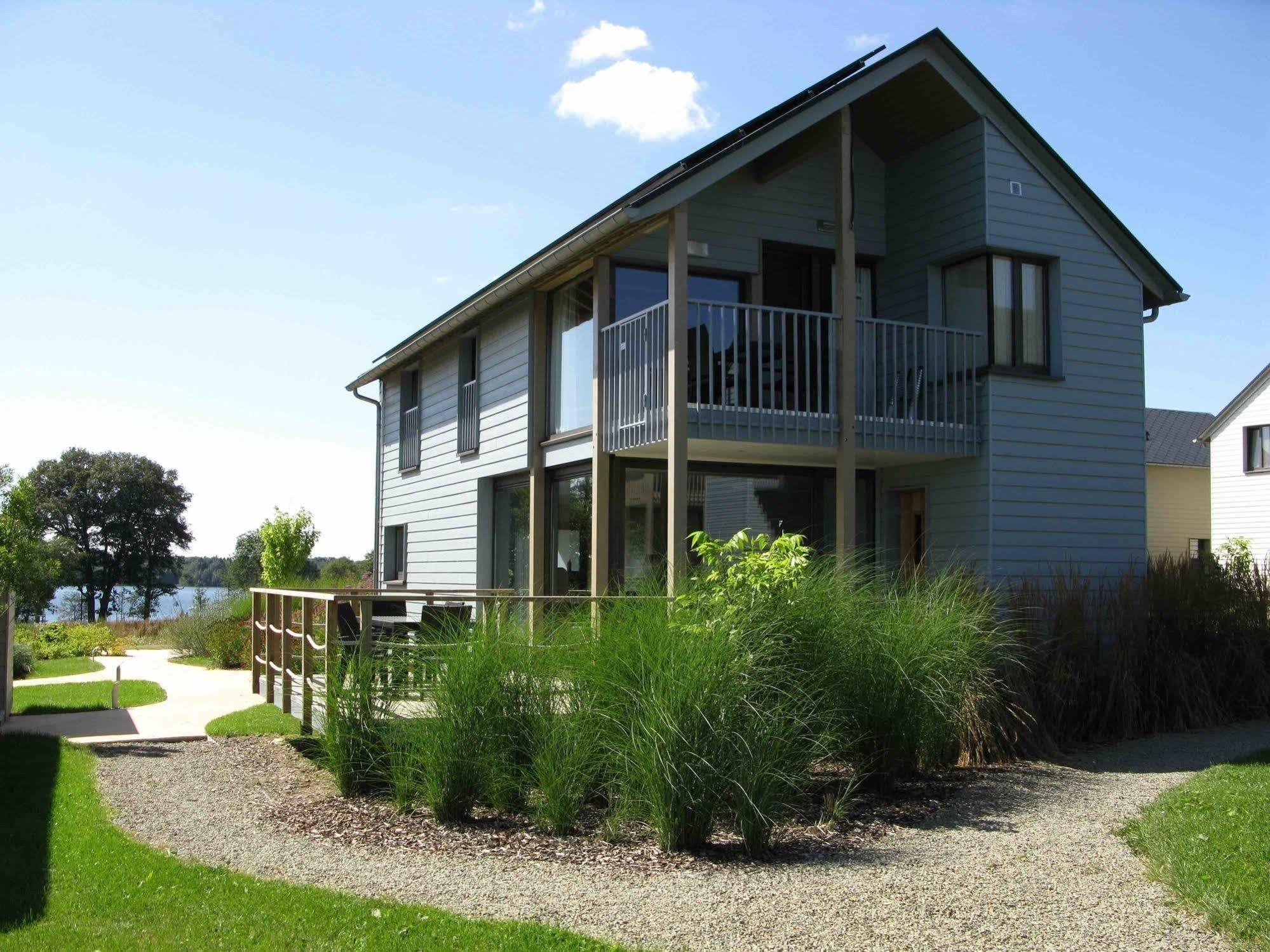 Golden Lakes Village Ardennes Boussu-lez-Walcourt Exterior photo